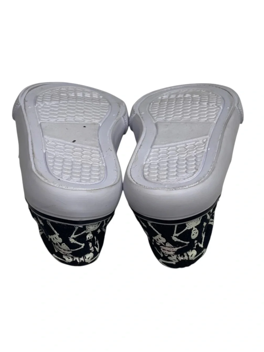 new Tommy Bahama ☠︎︎ Skeleton Print Slip On Sneakers ☠︎︎ Glow in the Dark ☠︎︎ 5
